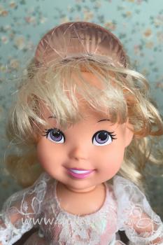 Galoob - Bouncin' Princess - Princess Ruby - Doll